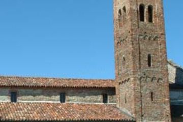 Pieve di San Pietro - Vista Laterale